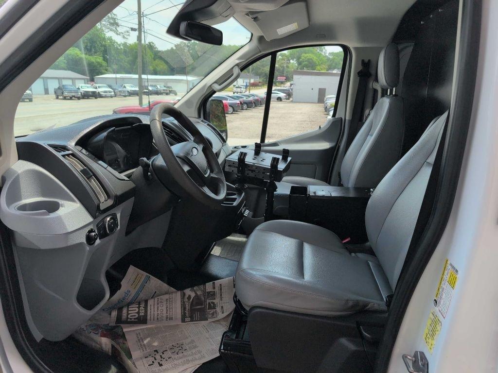 Ford Transit 150 Van Low Roof 60/40 Pass. 130-in. WB 2018