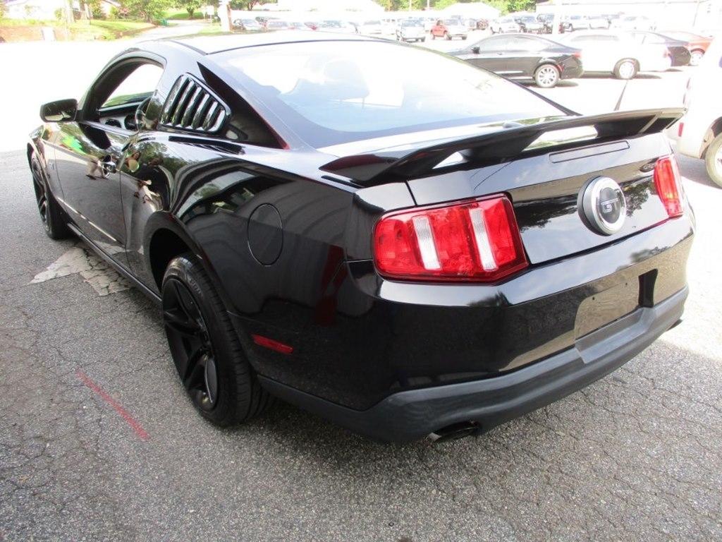 Ford Mustang GT Coupe 2010