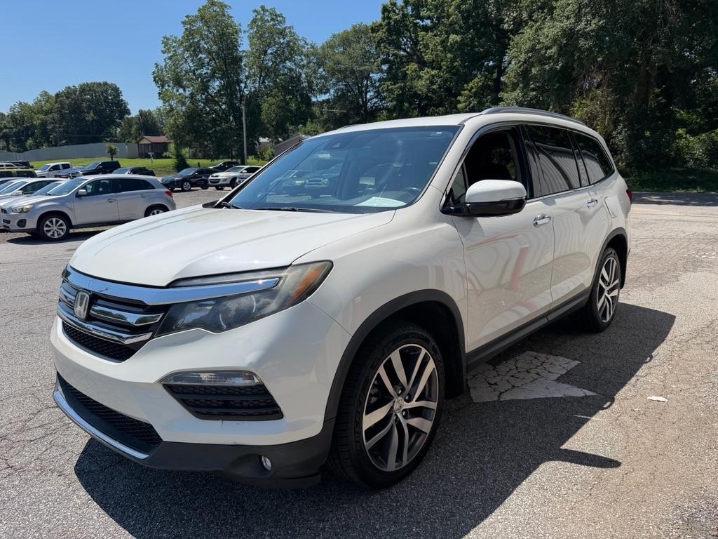 Honda Pilot Touring 2WD 2017