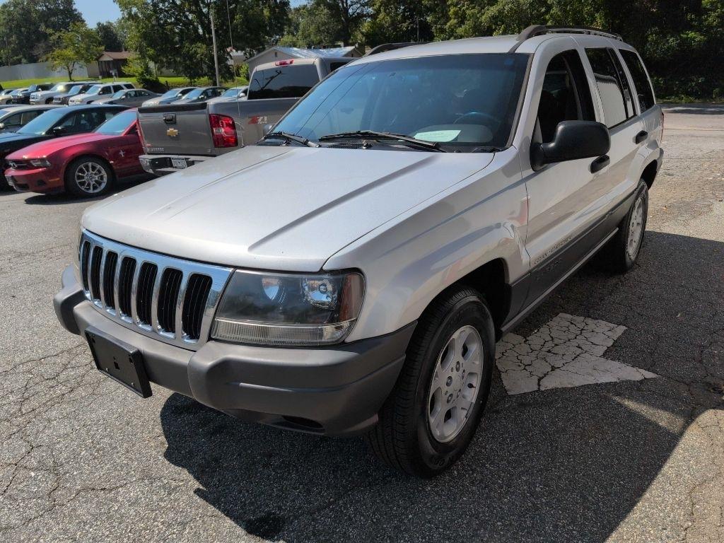 Jeep Grand Cherokee Laredo 2WD 2002