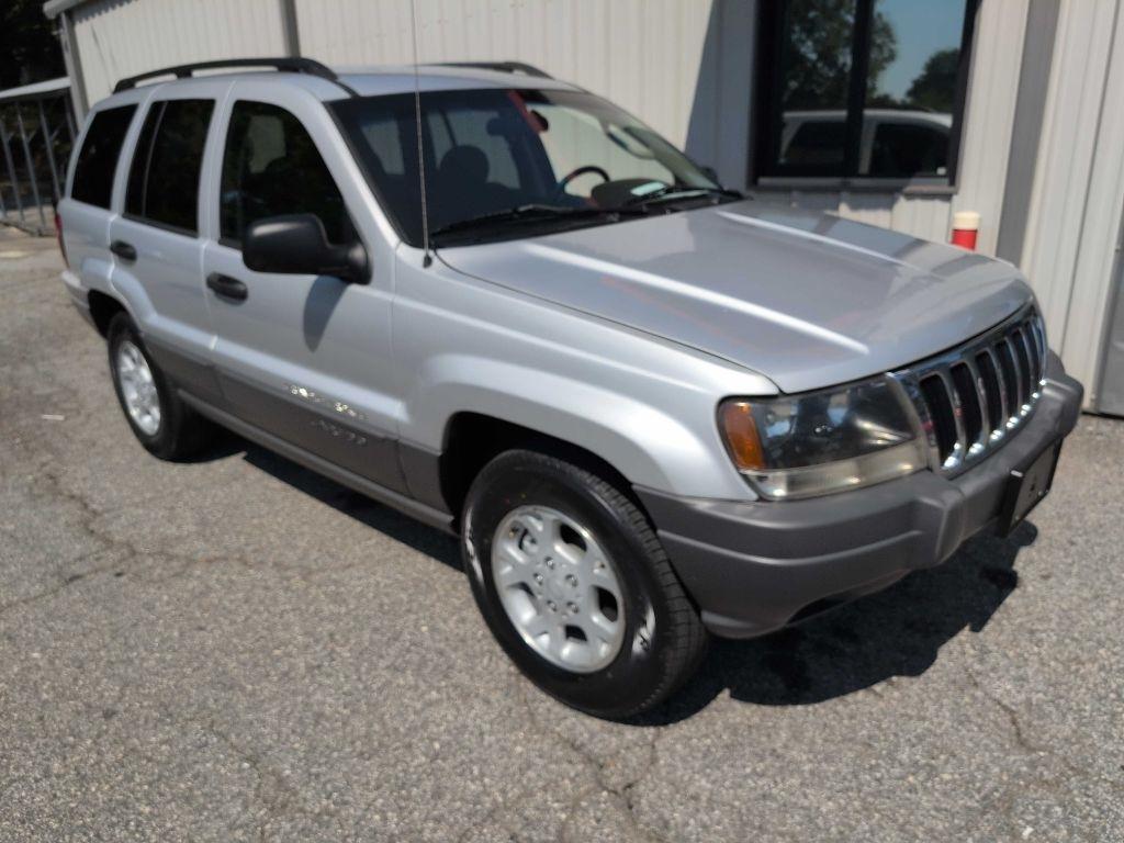 Jeep Grand Cherokee Laredo 2WD 2002