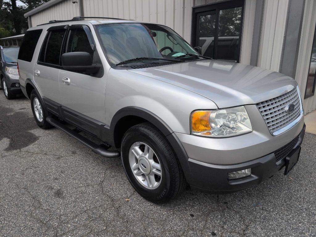 Ford Expedition XLT 4.6L 2WD 2004