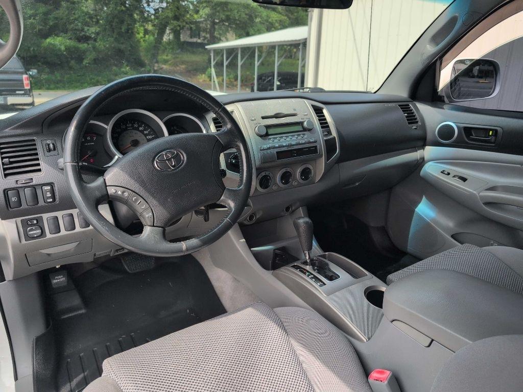 Toyota Tacoma Double Cab V6 4WD 2006