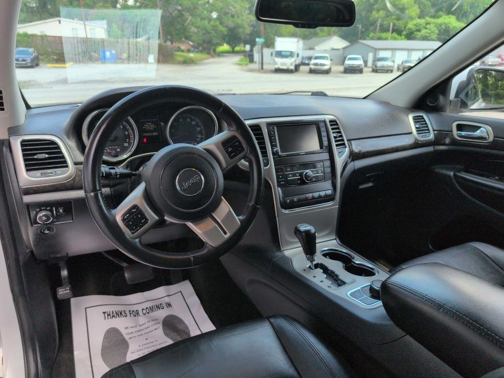 Jeep Grand Cherokee Laredo 4WD 2013