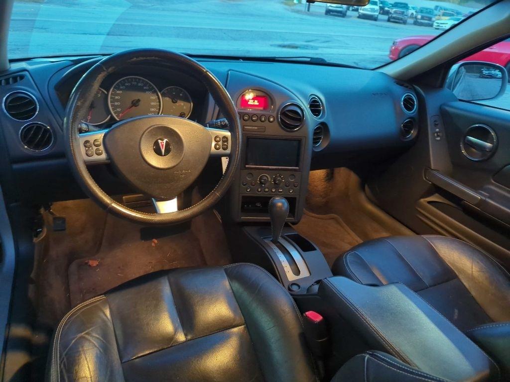 Pontiac Grand Prix Sedan 2007