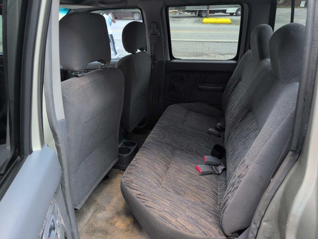Nissan Frontier XE Crew Cab 2WD 2000