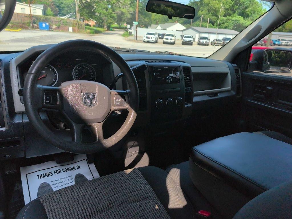Dodge 1500 ST Crew Cab 2WD 2012