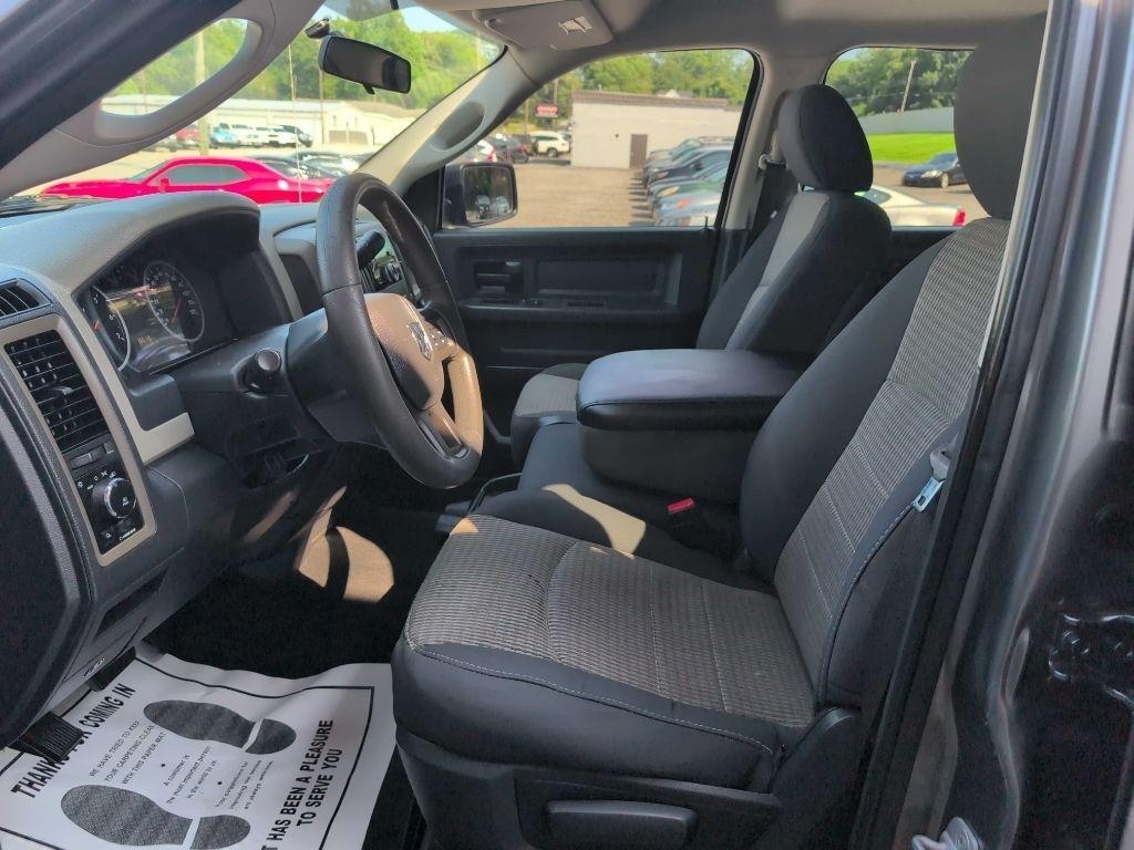 Dodge 1500 ST Crew Cab 2WD 2012