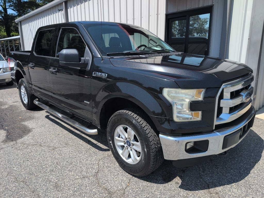 Ford F-150 XL SuperCrew 5.5-ft. Bed 4WD 2015