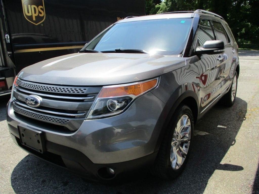Ford Explorer Limited 4WD 2013