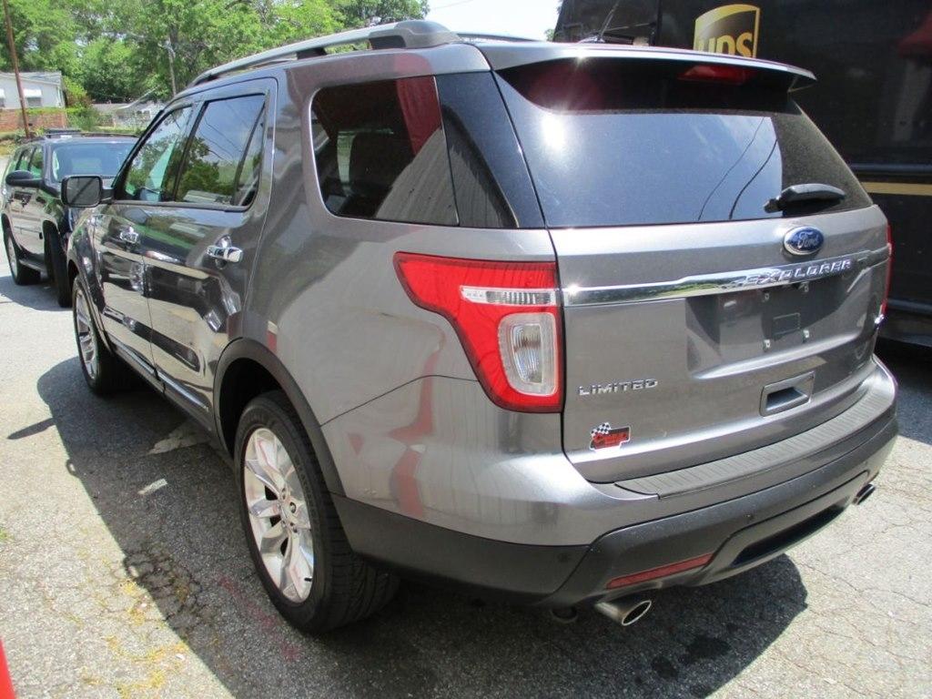 Ford Explorer Limited 4WD 2013