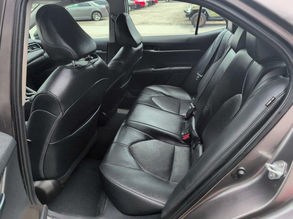 Toyota Camry XLE 2021