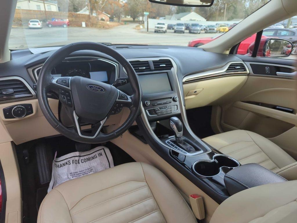 Ford Fusion SE 2016