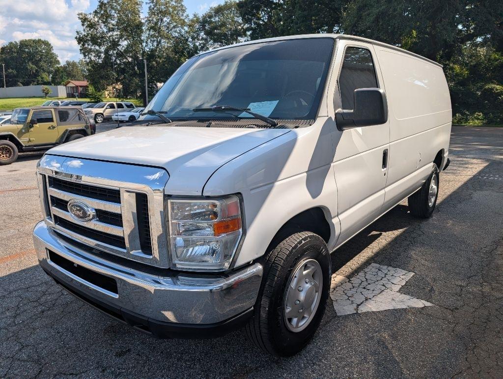 Ford Econoline E-250 2012