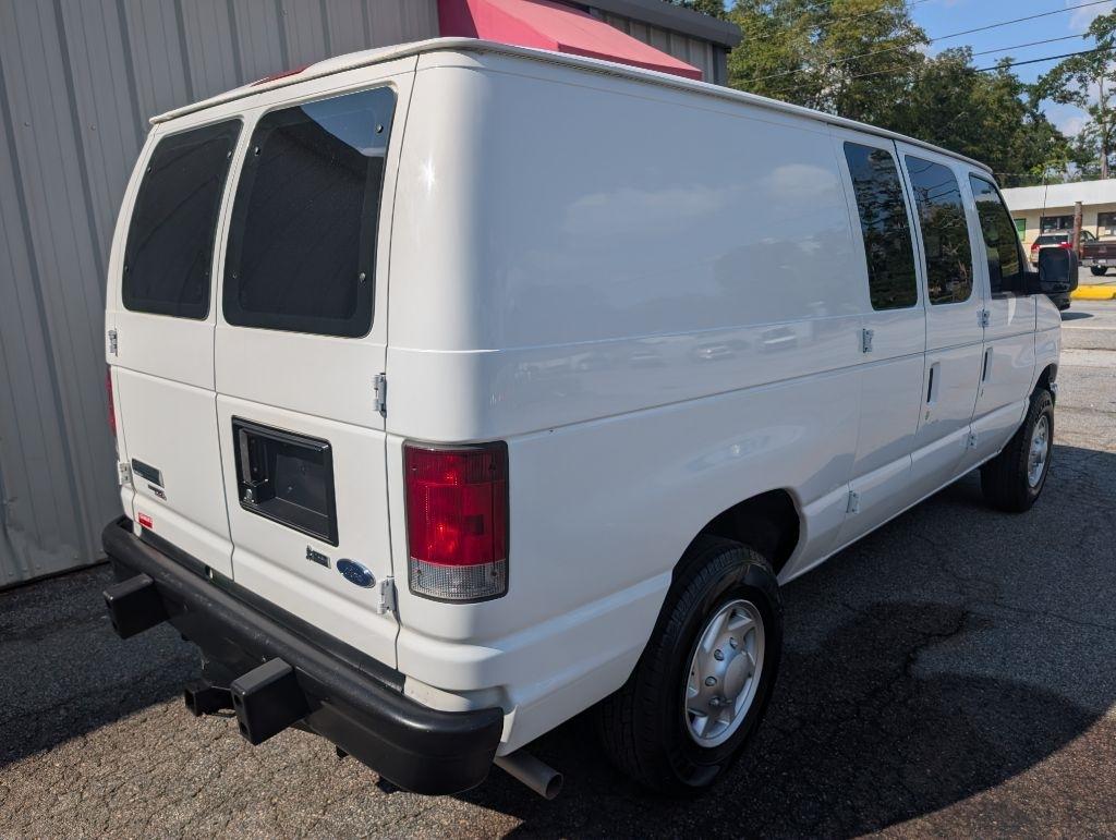 Ford Econoline E-250 2012