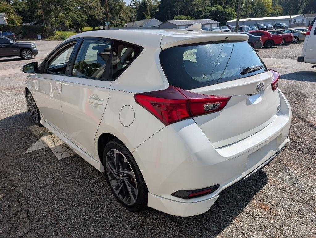 Scion iM 6M 2016