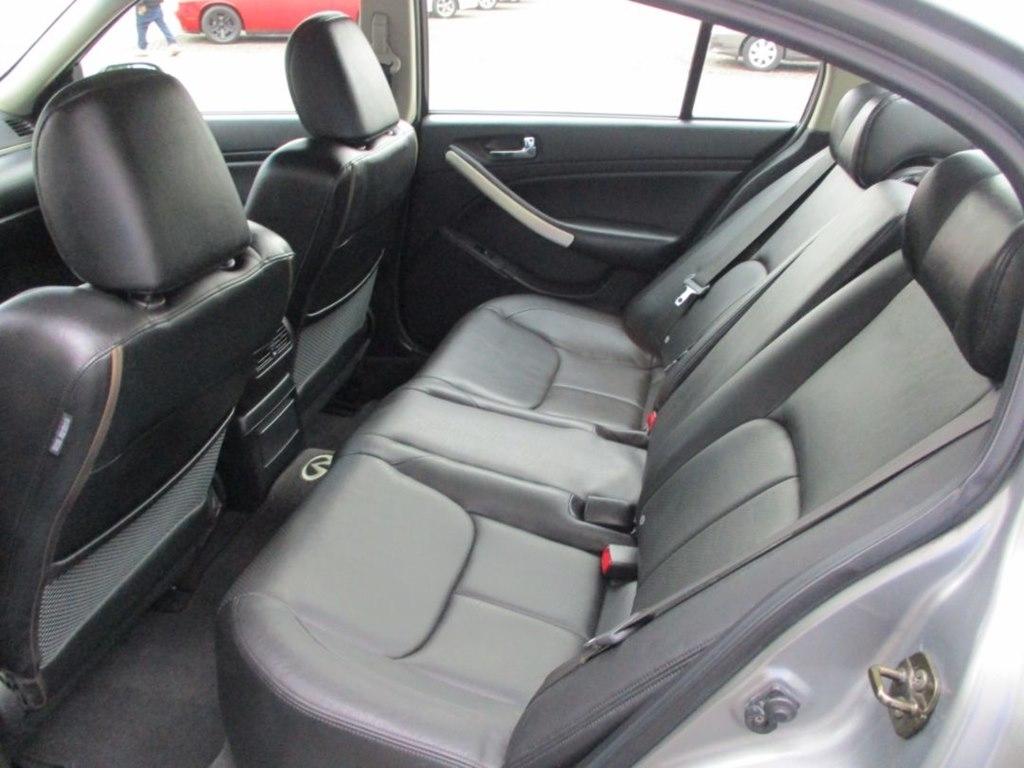 Infiniti G35 Sedan 2006