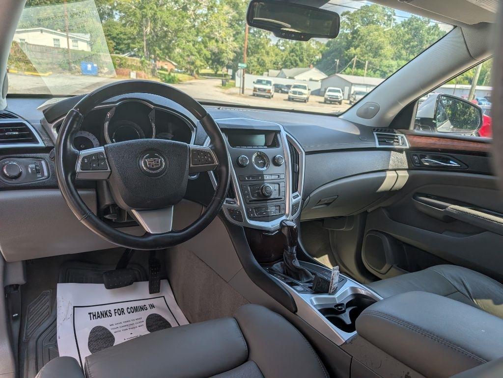 Cadillac SRX Luxury 2012