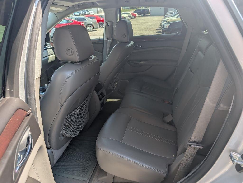 Cadillac SRX Luxury 2012
