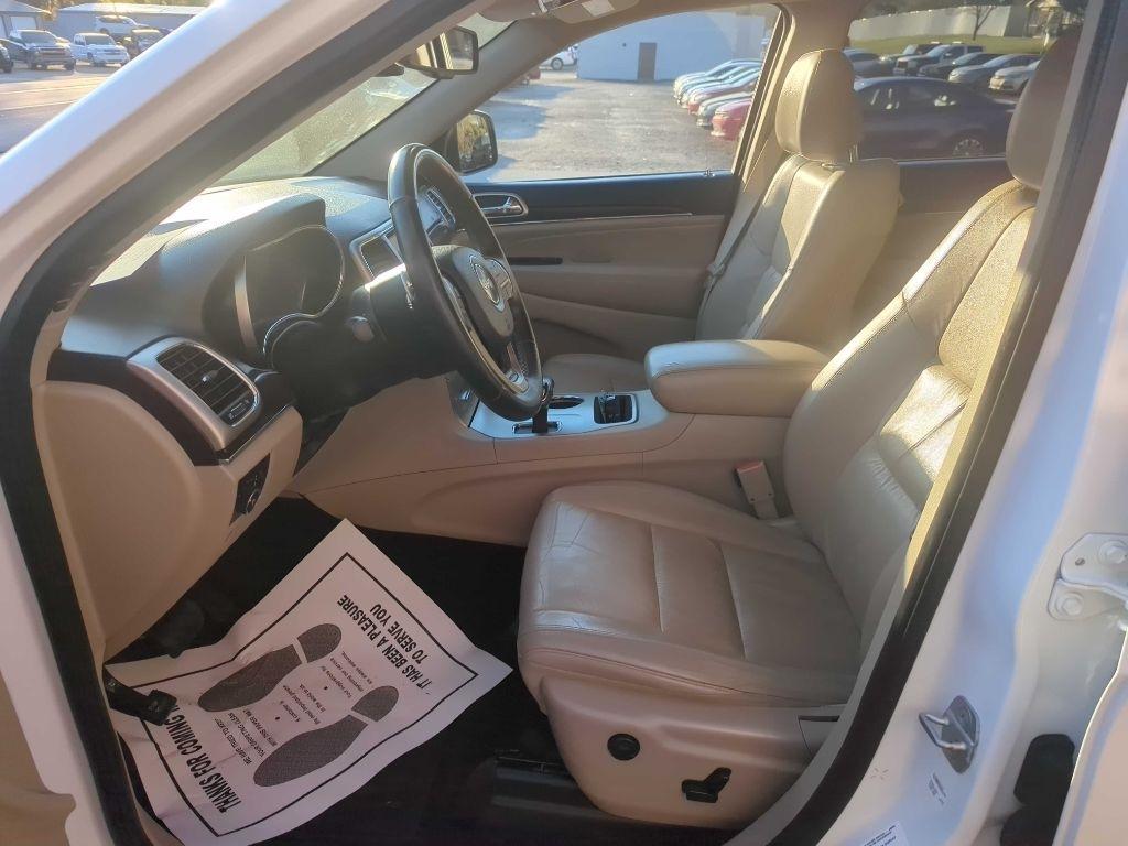Jeep Grand Cherokee Limited 2WD 2014