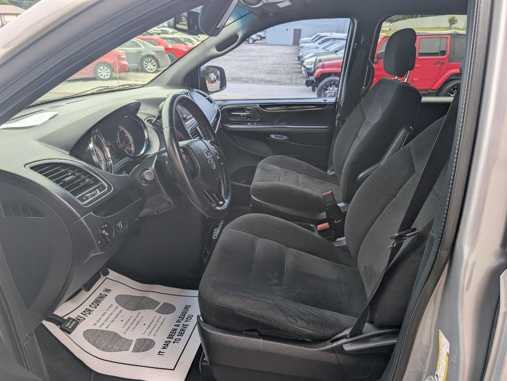 Dodge Grand Caravan SE 2015