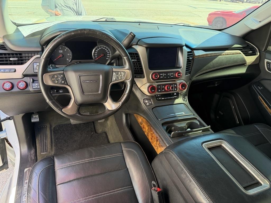 GMC Yukon Denali XL 4WD 2015