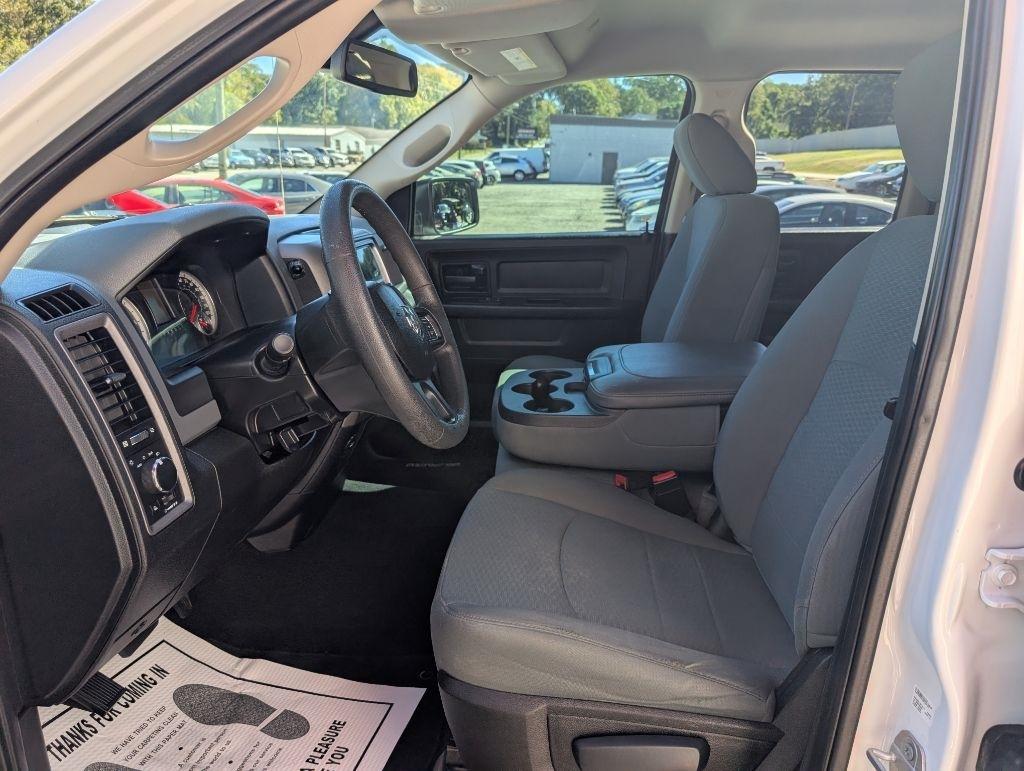 RAM 1500 Classic Tradesman Quad Cab 2WD 2019