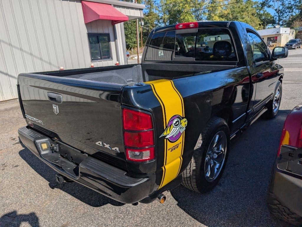 Dodge Ram 1500 ST 4WD 2004
