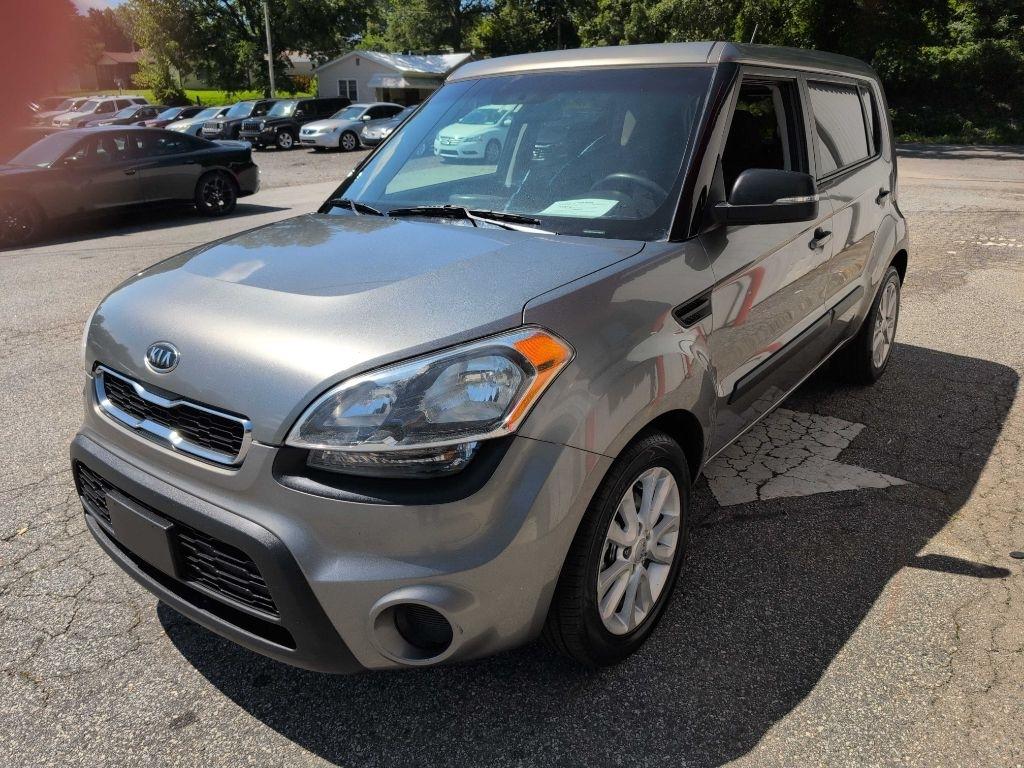 Kia Soul + 2012