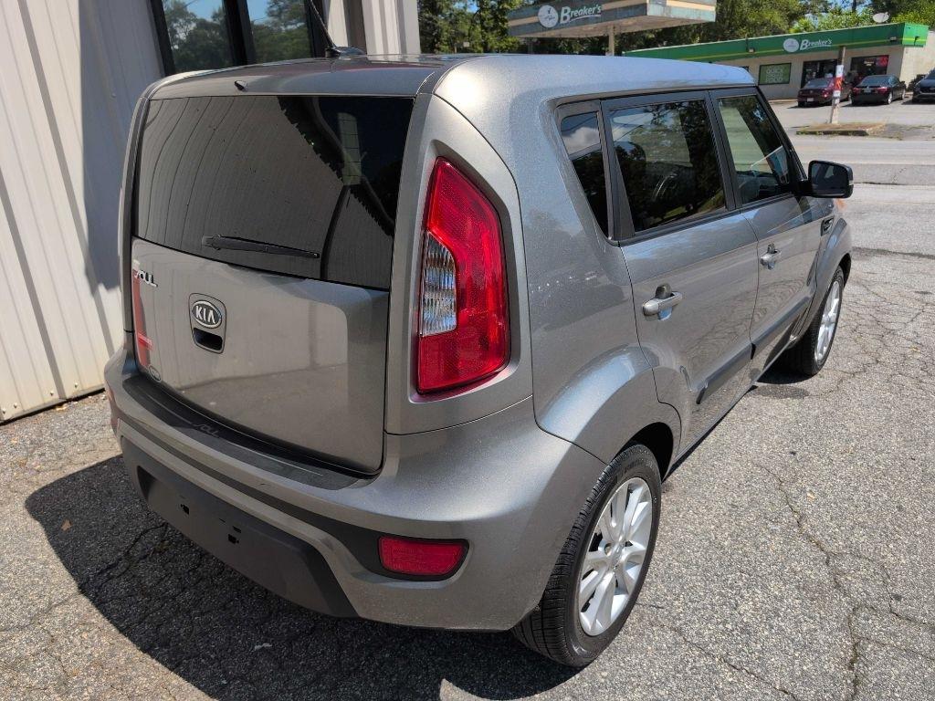 Kia Soul + 2012