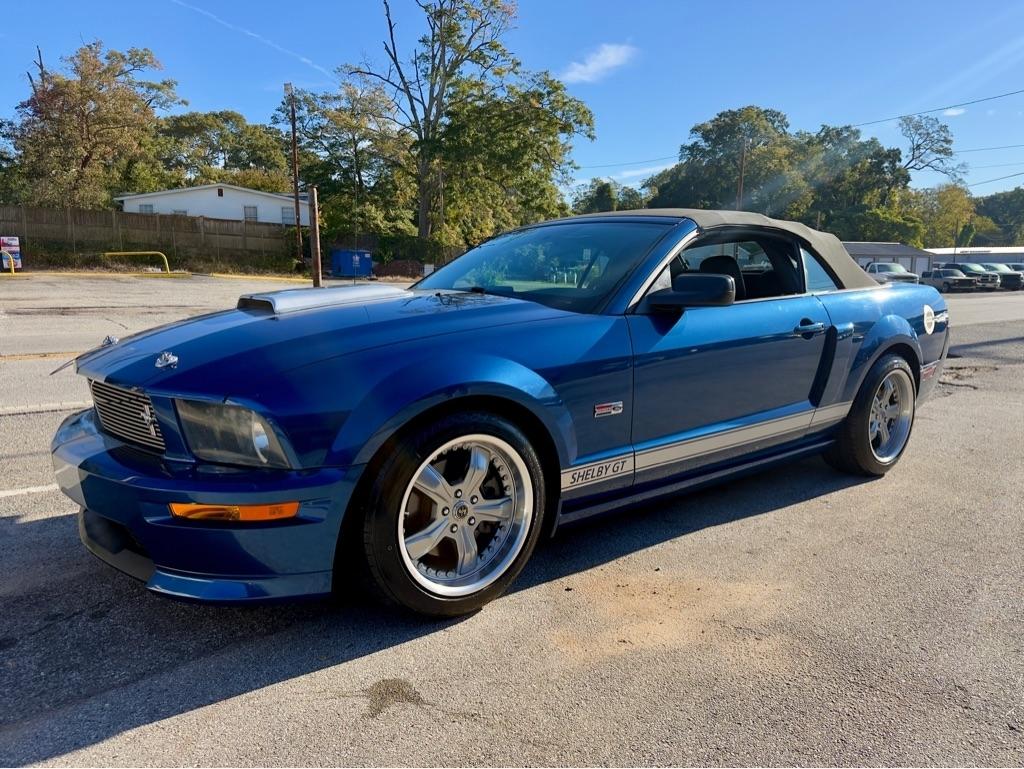 Ford Mustang GT Deluxe Convertible 2008