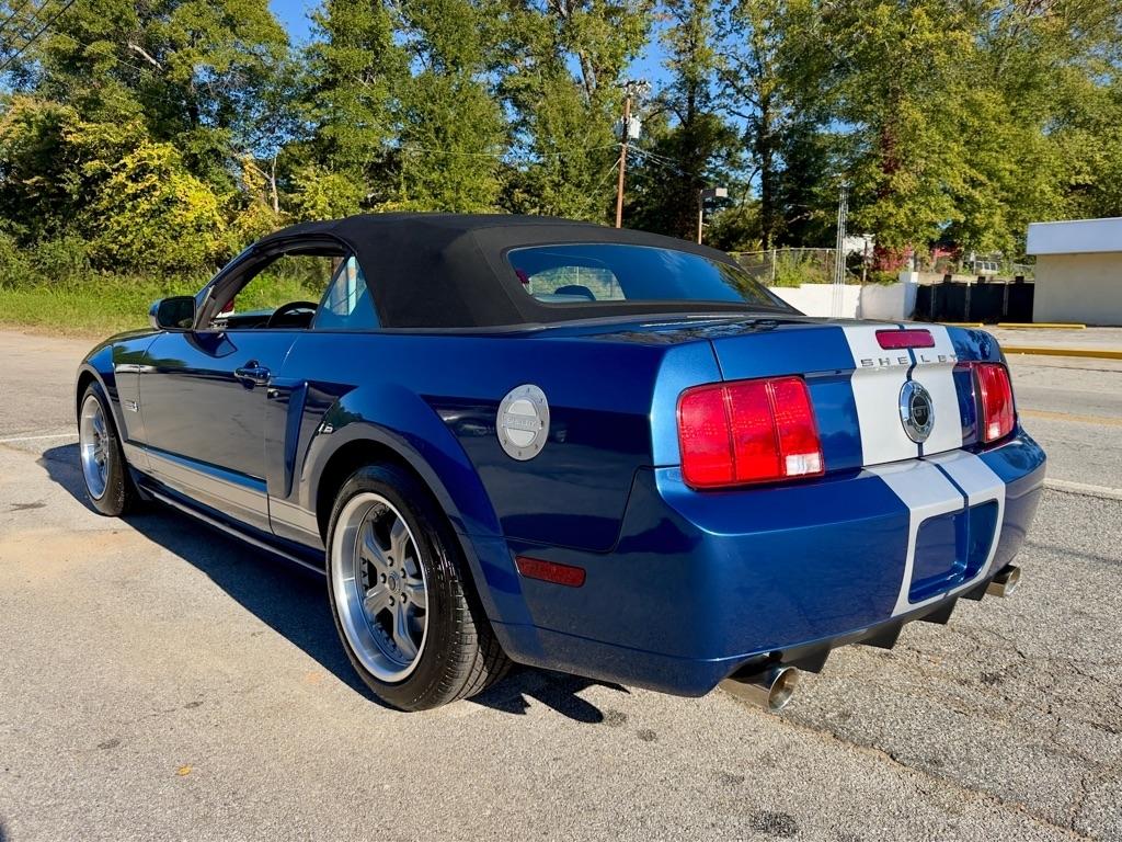 Ford Mustang GT Deluxe Convertible 2008