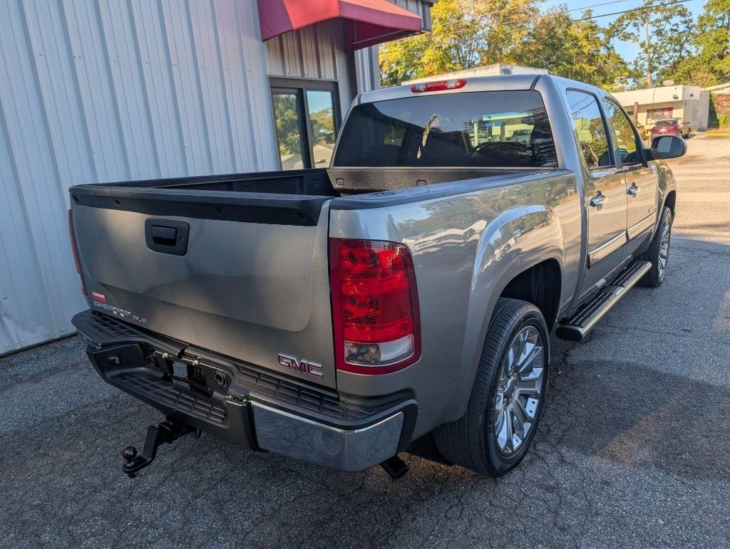 GMC Sierra 1500 SLE Crew Cab 2WD 2013