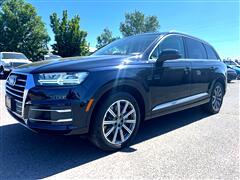 2018 Audi Q7  2018 Audi Q7