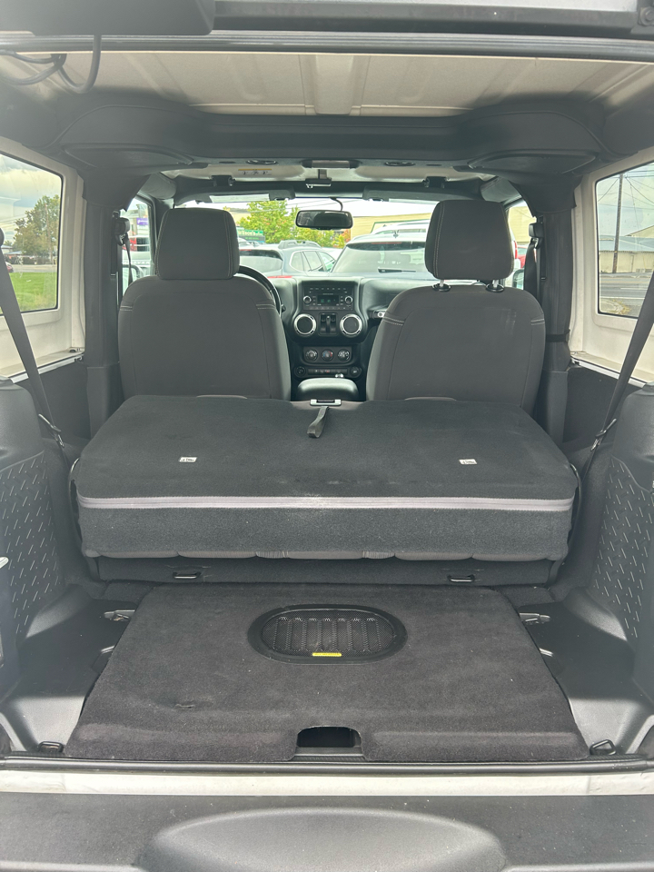 2016 Jeep Wrangler Rubicon photo 19