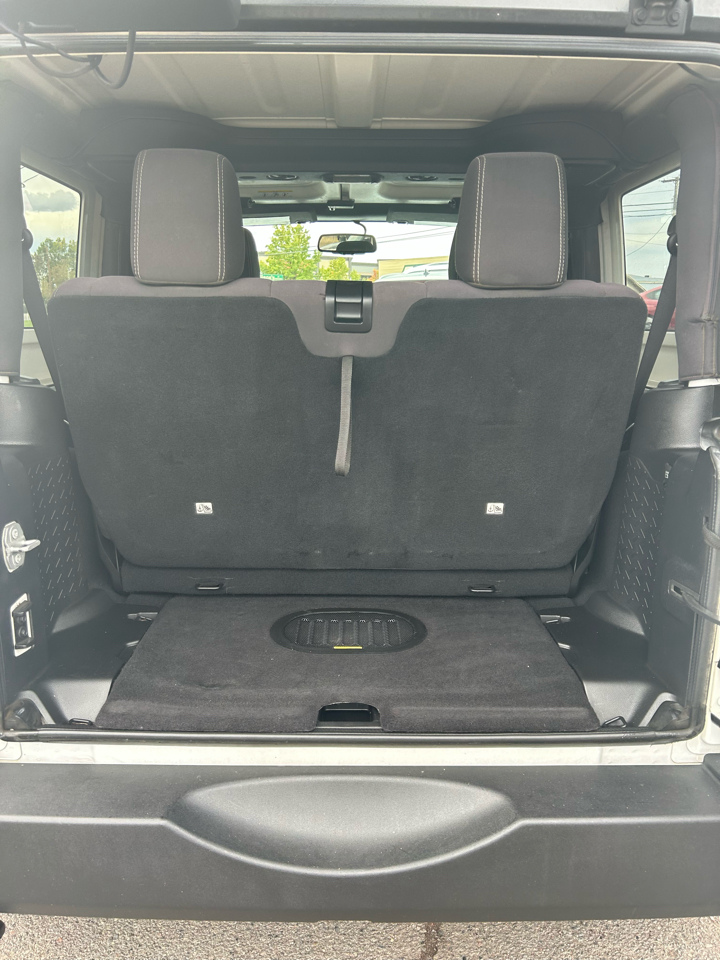 2016 Jeep Wrangler Rubicon photo 20