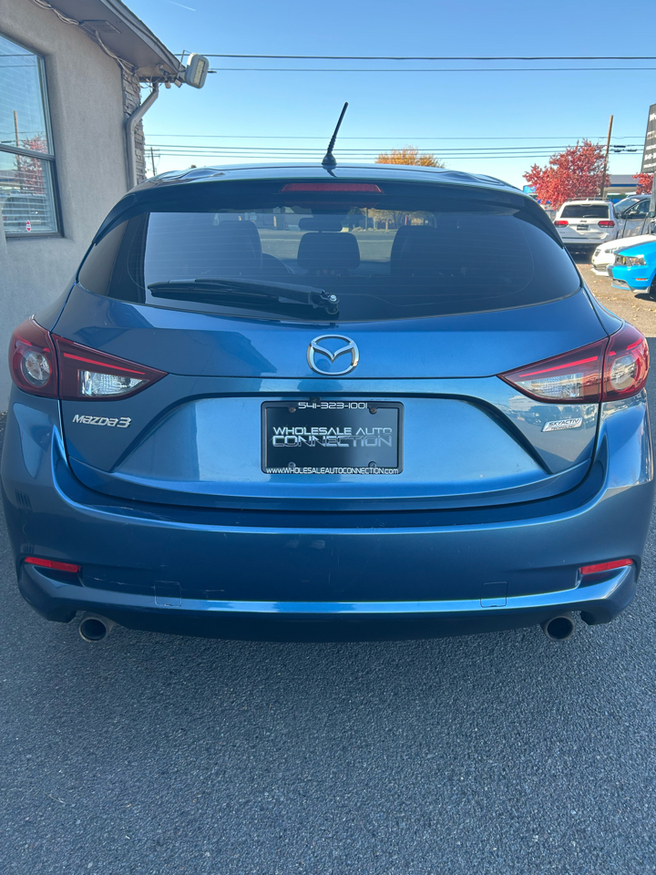 Mazda MAZDA3 s Grand Touring AT 5-Door 2018 Mazda MAZDA3 s Grand Touring AT 5-Door 2018