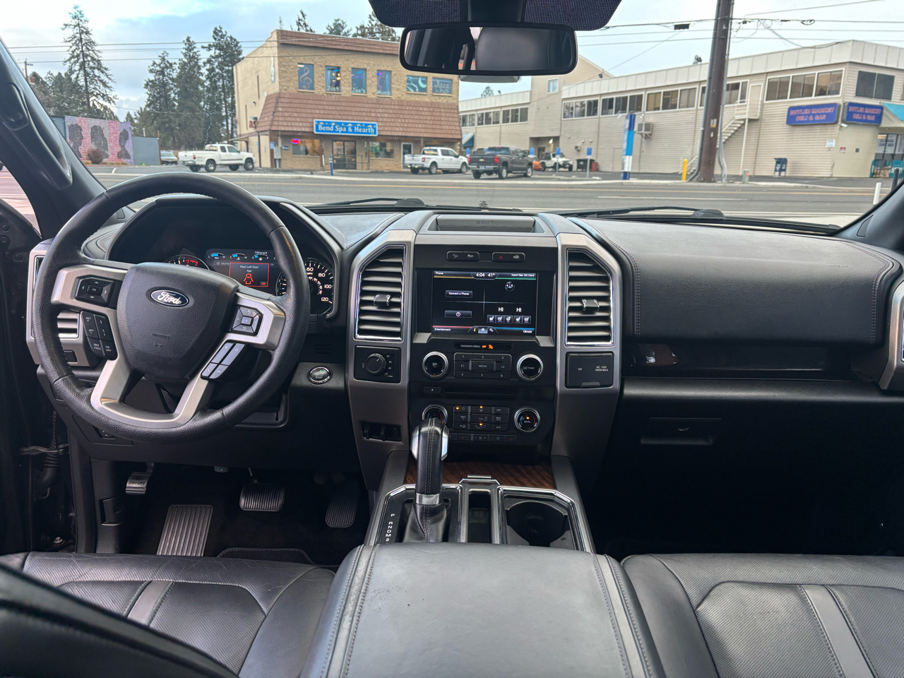 Ford F-150 4WD SuperCrew 145" Platinum 2015