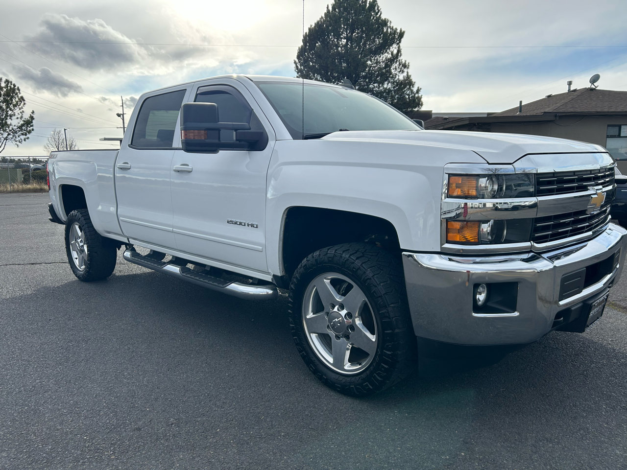 Chevrolet Silverado 2500HD LT Crew Cab 4WD 2015
