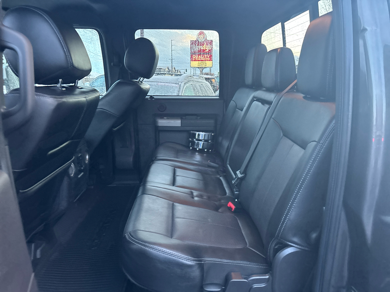 Ford F-250 HD Crew Cab 4dr 152.2" WB 4WD 2016