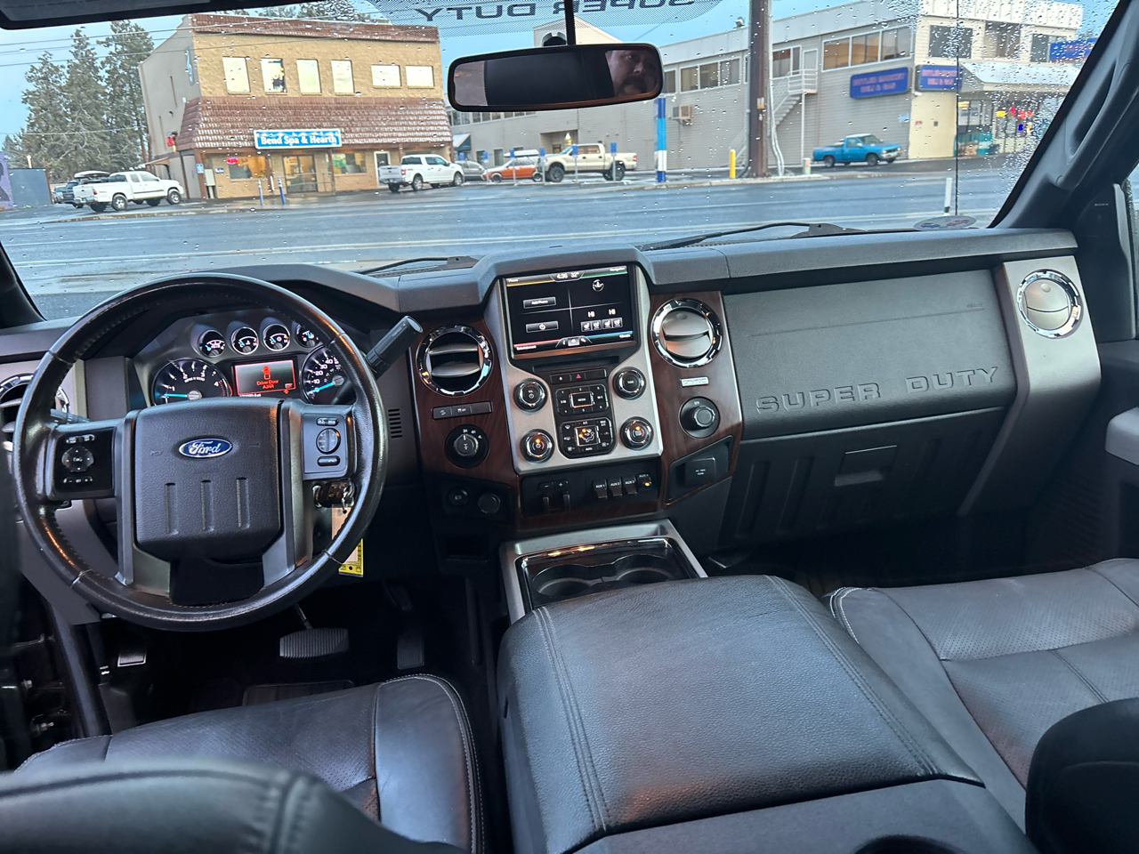 Ford F-250 HD Crew Cab 4dr 152.2" WB 4WD 2016