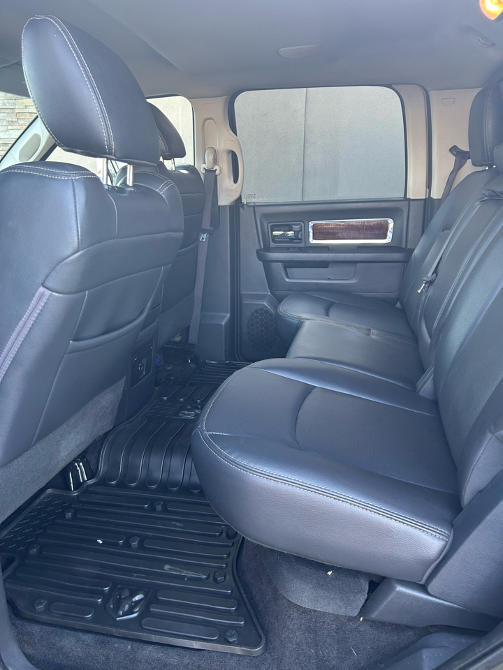 RAM 2500 Laramie Crew Cab SWB 4WD 2012