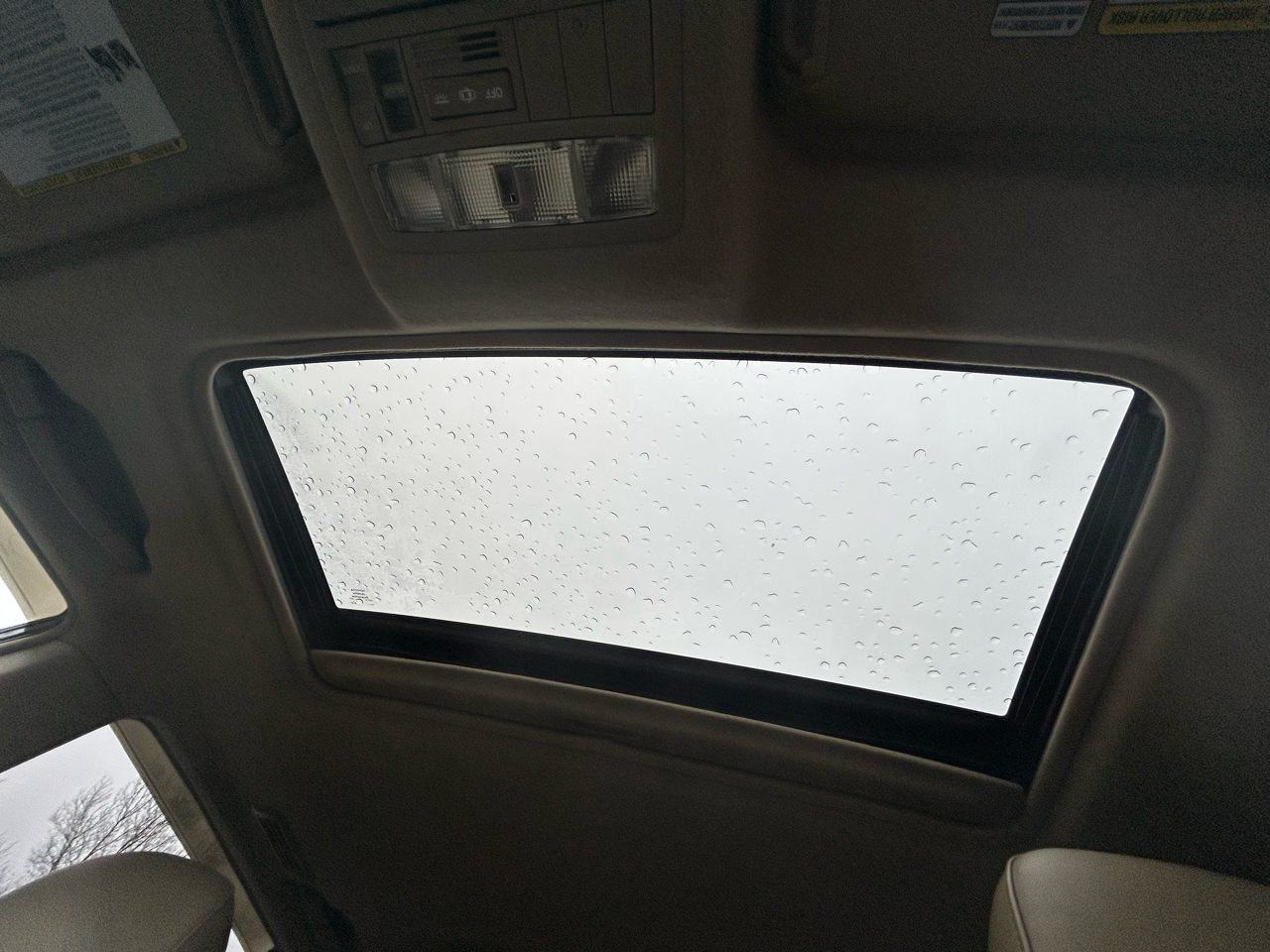 Toyota Highlander Base 4WD 2012