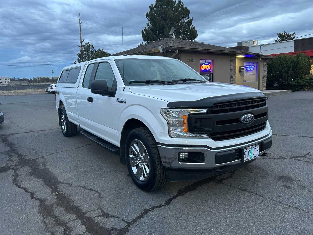 Ford F-150 4WD SuperCab 163" XL 2018