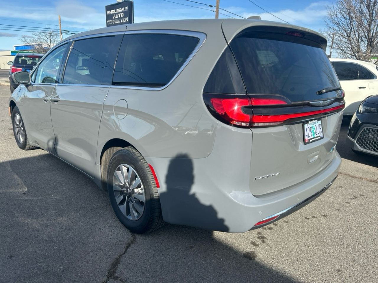 Chrysler Pacifica Hybrid Touring L 2022