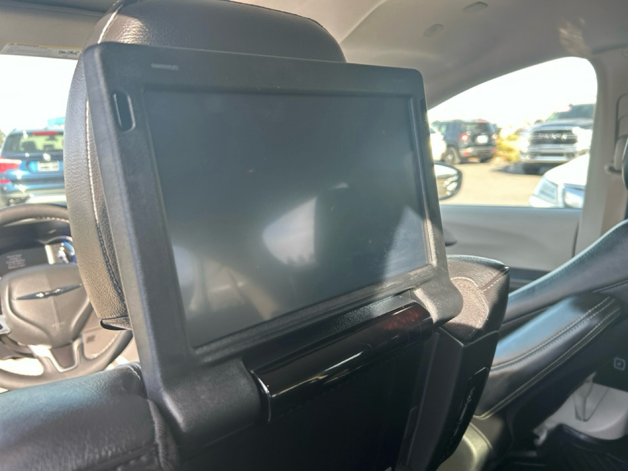 Chrysler Pacifica Hybrid Touring L 2022