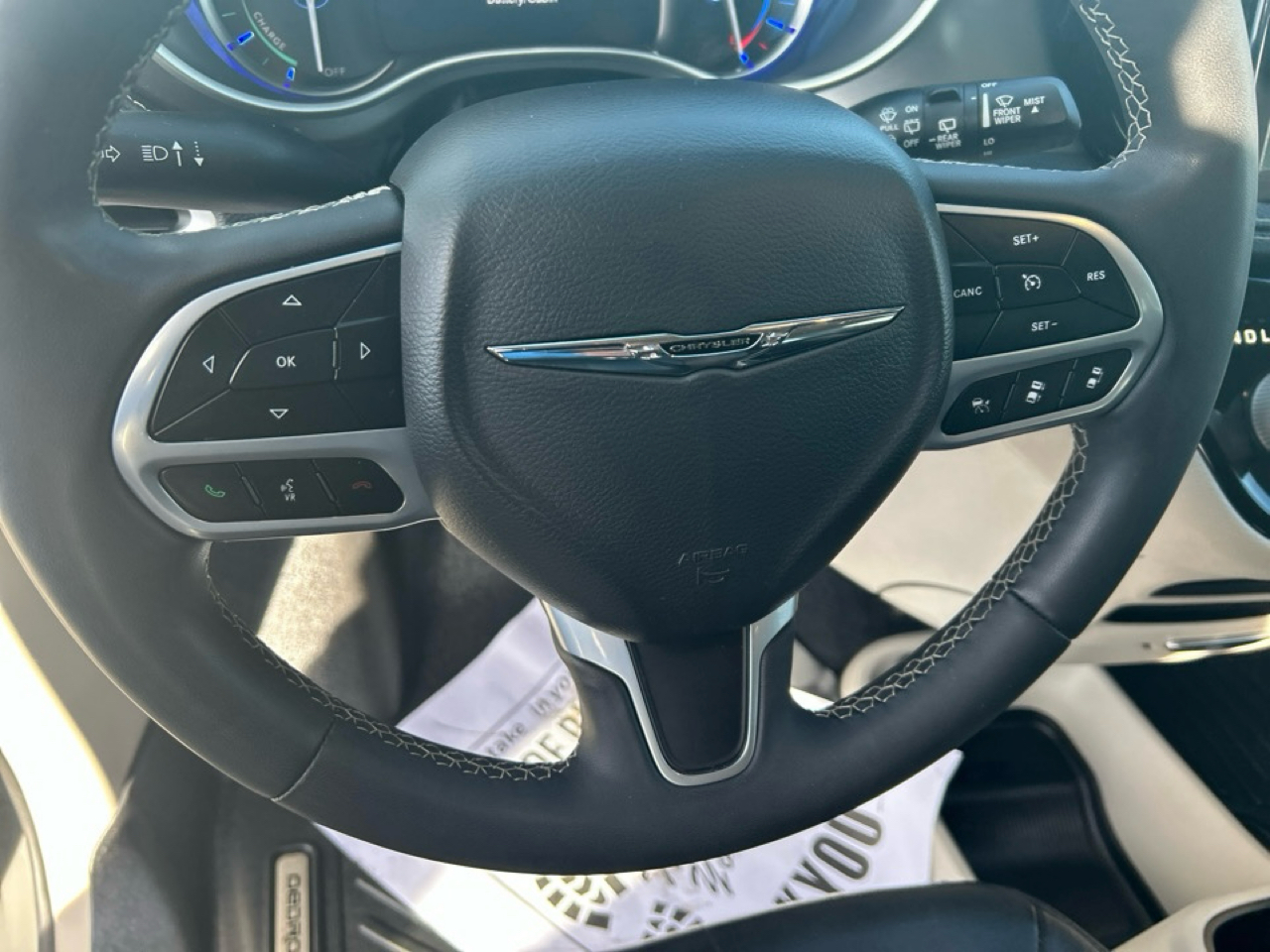 Chrysler Pacifica Hybrid Touring L 2022