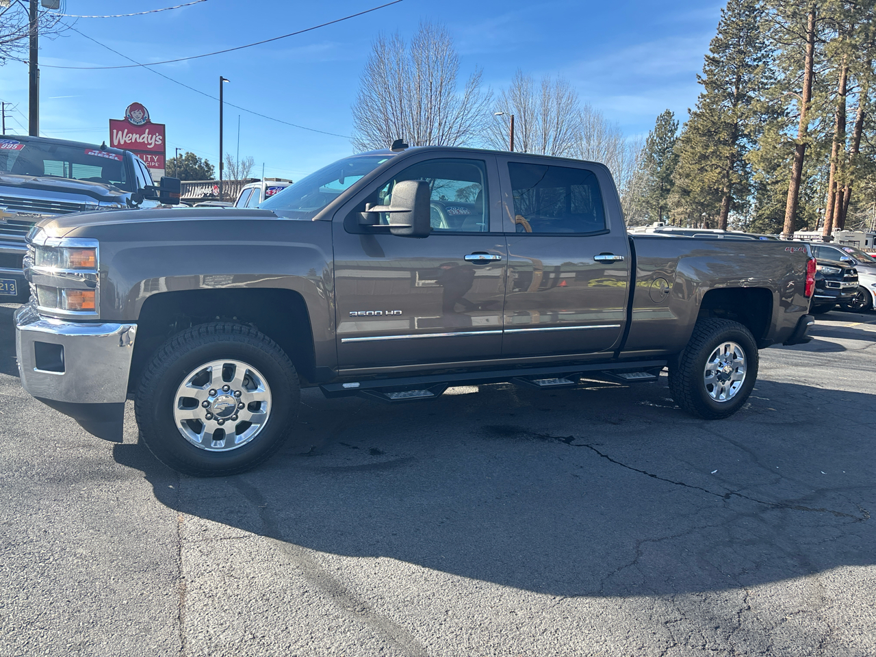 2015 Chevrolet Silverado 3500HD 4WD Crew Cab 159" LTZ