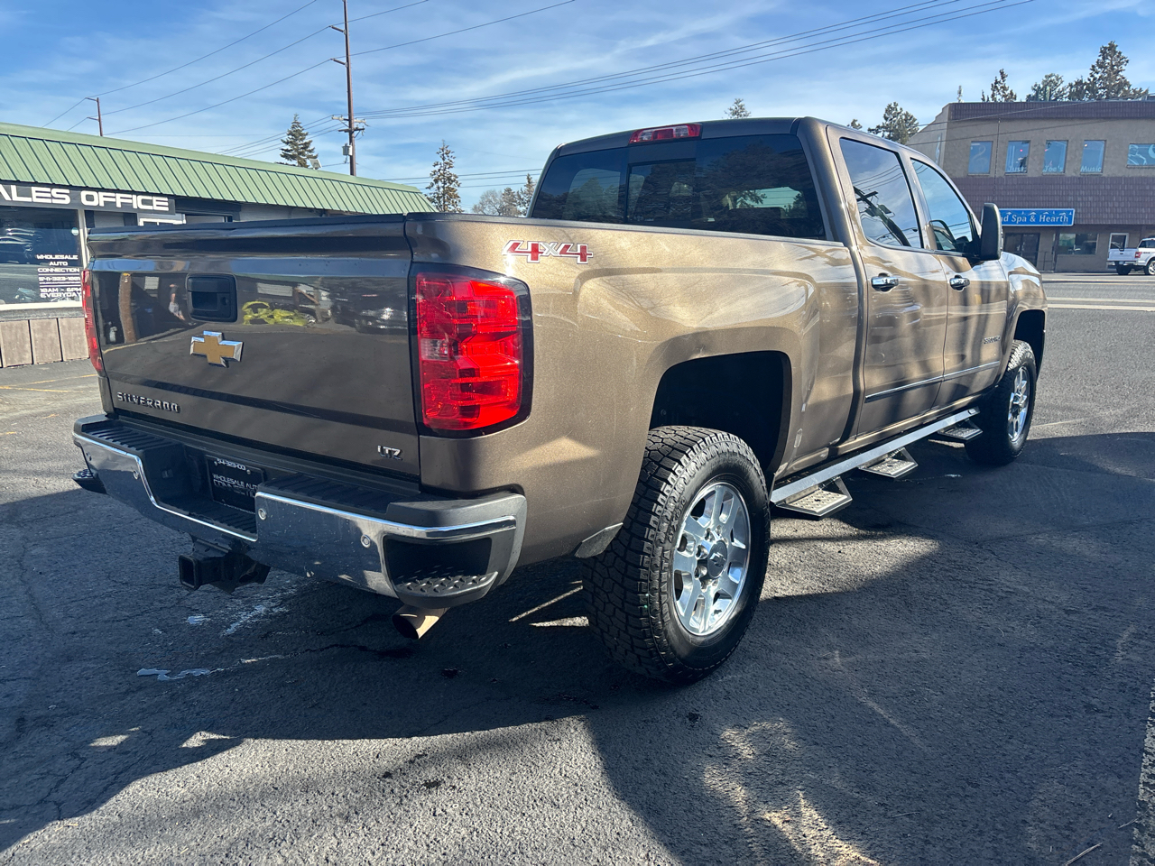 Chevrolet Silverado 3500HD 4WD Crew Cab 159" LTZ 2015
