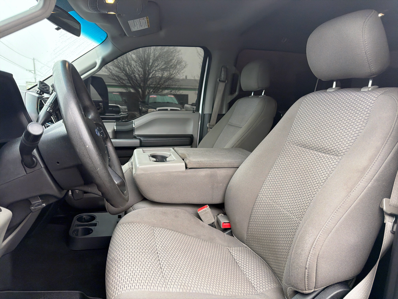 Ford F-250 SD XLT Crew Cab 4WD 2018